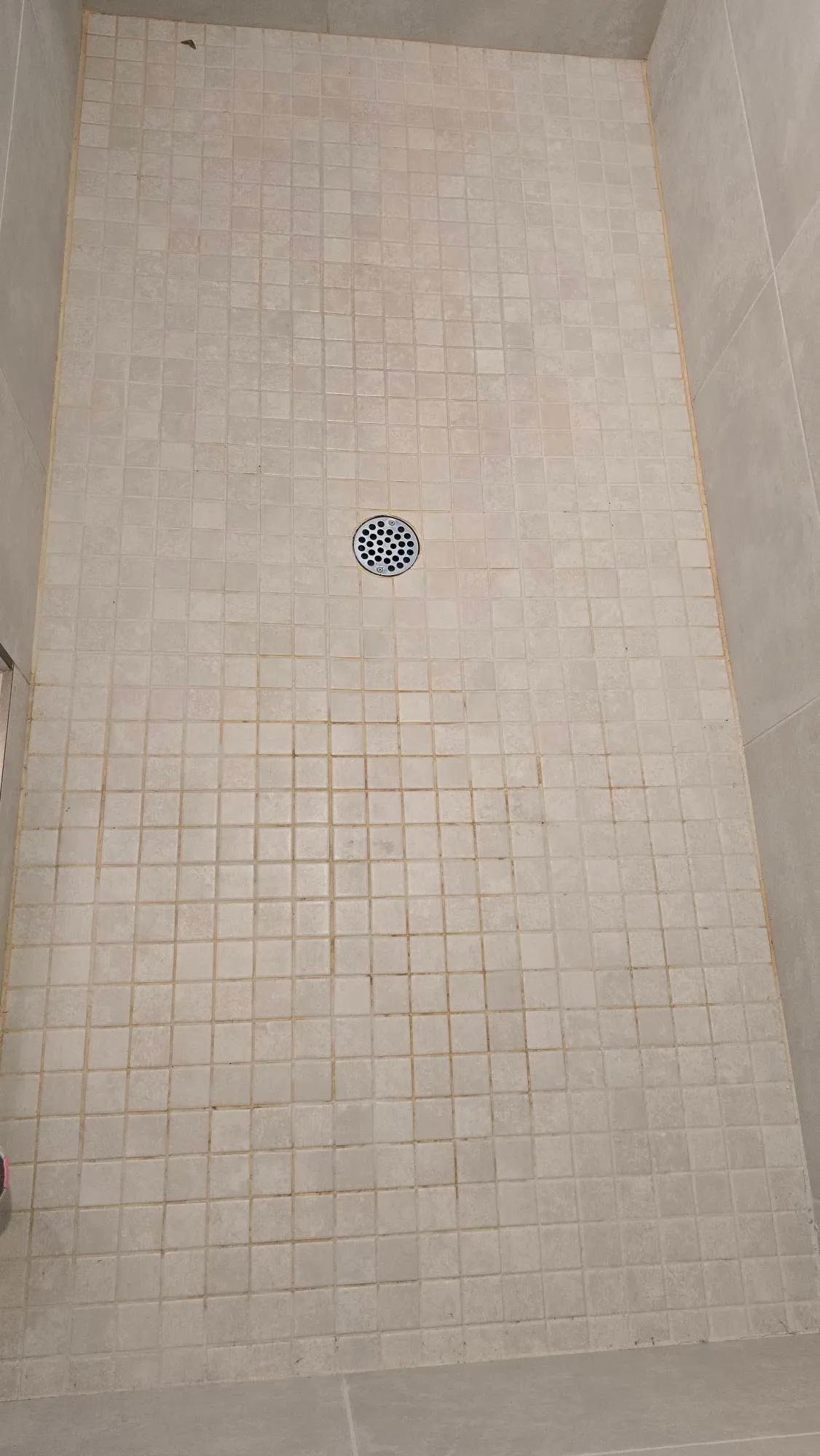 Shower tile after cleaning in St. George Utah
